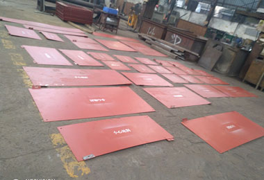 Black iron floor slab