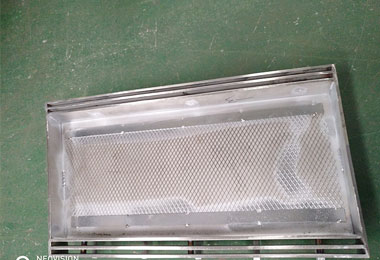 Stainless steel channel tray